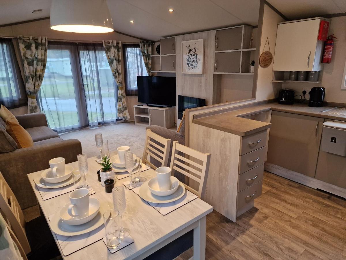 Billing Aquadrome- Bird Lake Pastures Holiday Caravan Sleep 6 Northampton Zewnętrze zdjęcie